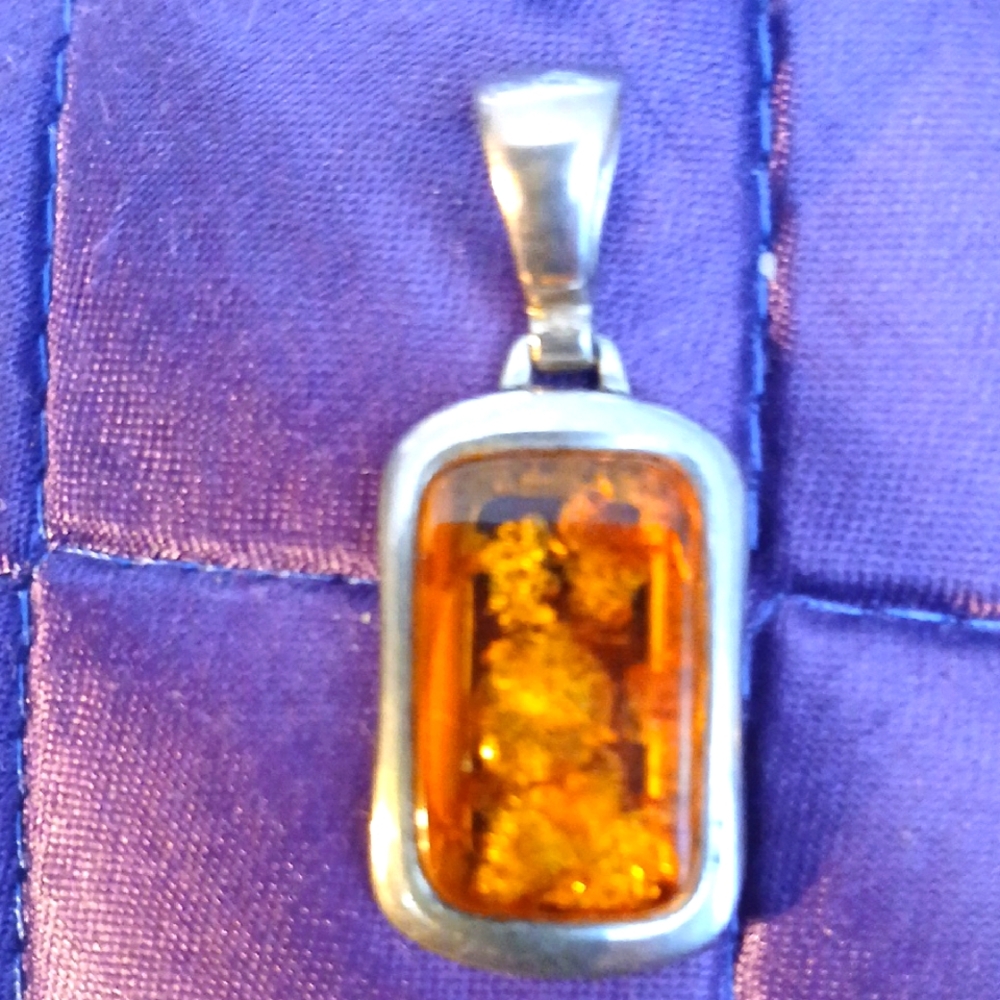 Vintage Sterling Silver Amber Pendant
